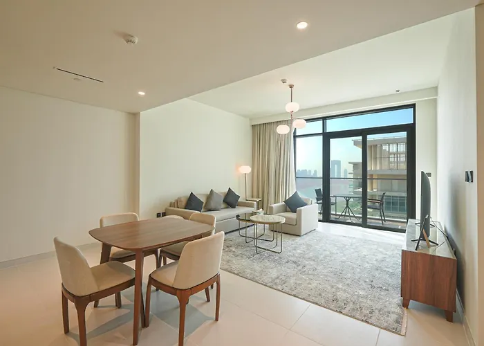 1Br In Marina Dubai Harbour Beachfront By Anw